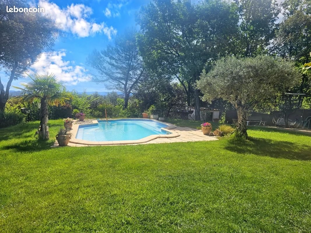 Maison à vendre, 107m², Jouques