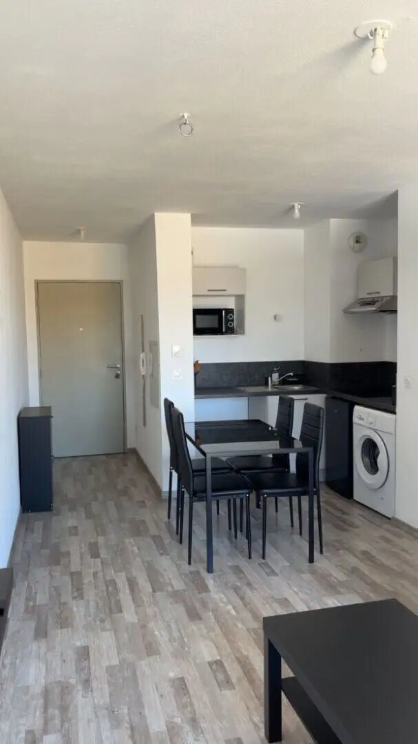 Appartement à louer, 34m², Marseille 15ème