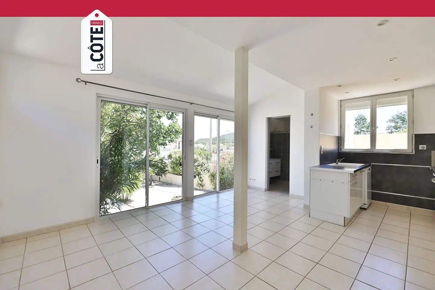 Maison à vendre, 60m², Saint-Mitre-les-Remparts