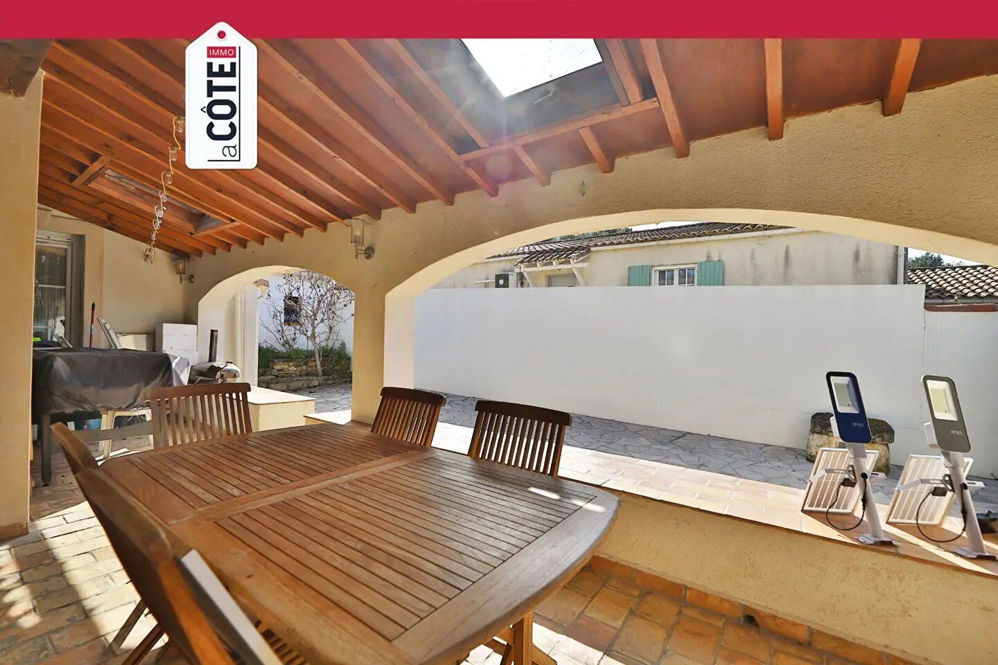 Maison à vendre, 116m², Saint-Mitre-les-Remparts