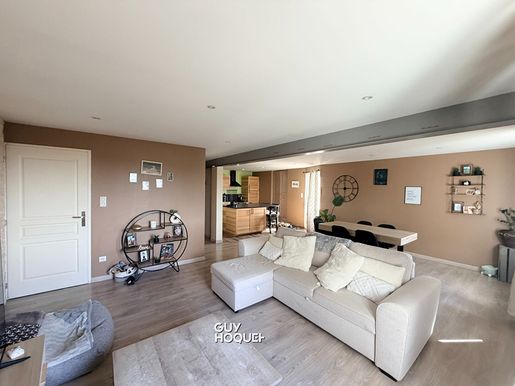 Maison 7 pièces 159 m² · à Saint-Vallier · 159 m² · 143 000 €