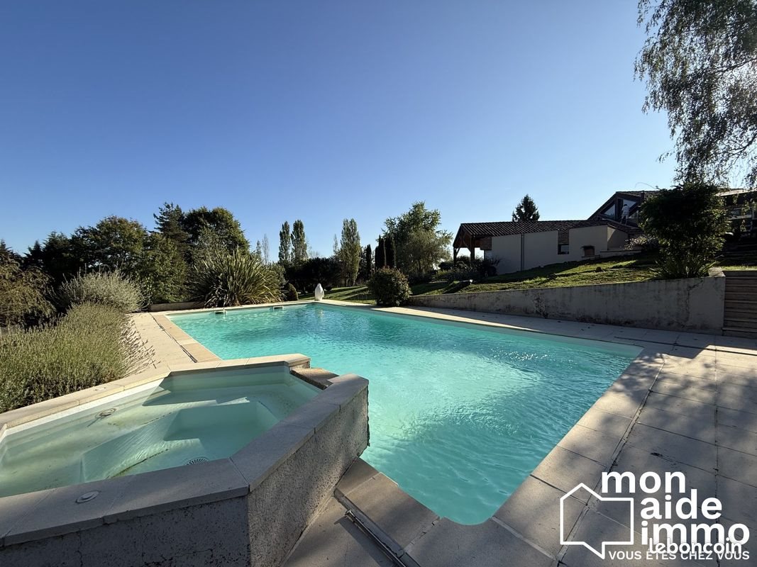 Maison à vendre, 277m², Thiviers