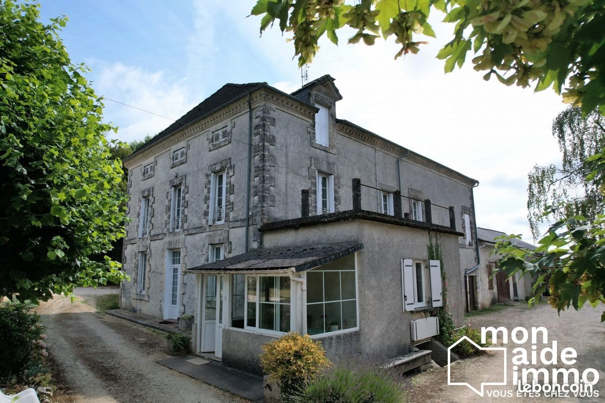 Maison à vendre, 160m², Thiviers