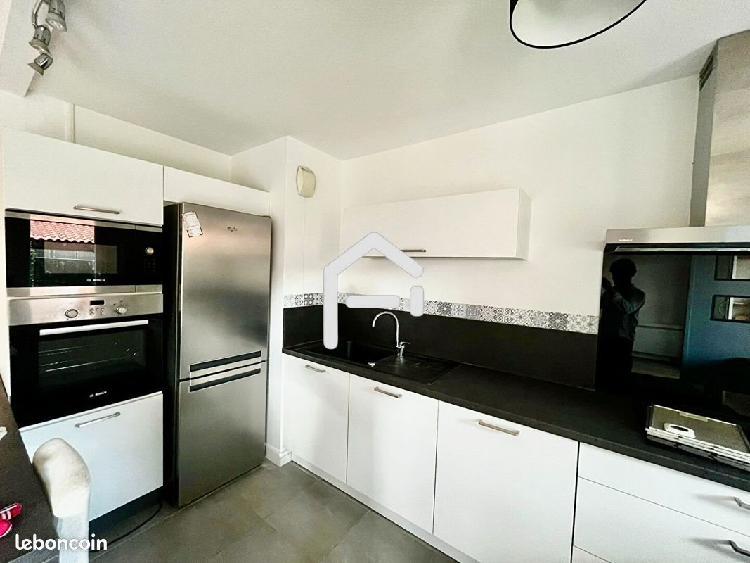 Appartement à louer, 68m², Toulouse