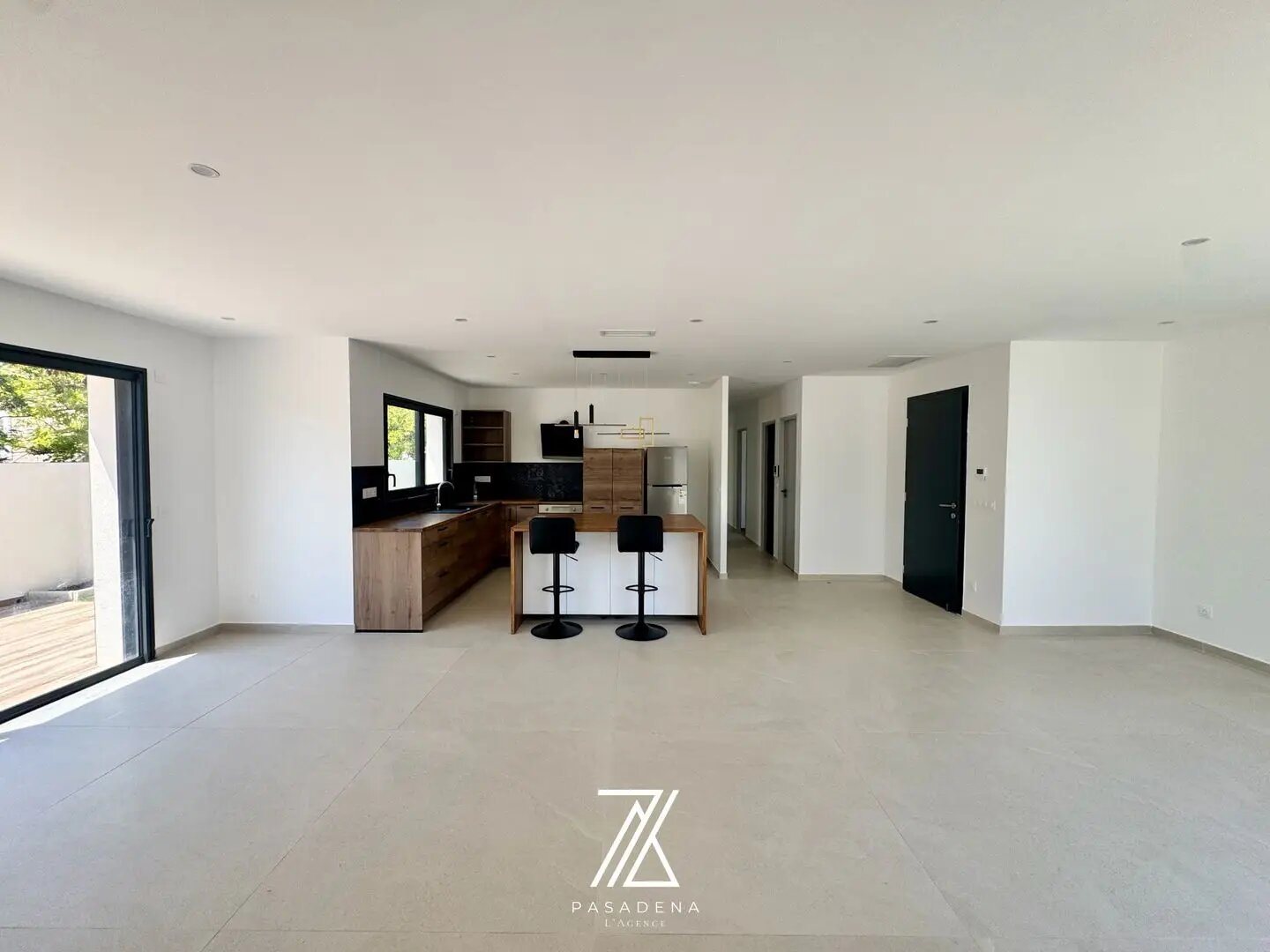 Maison à vendre, 105m², Plaissan
