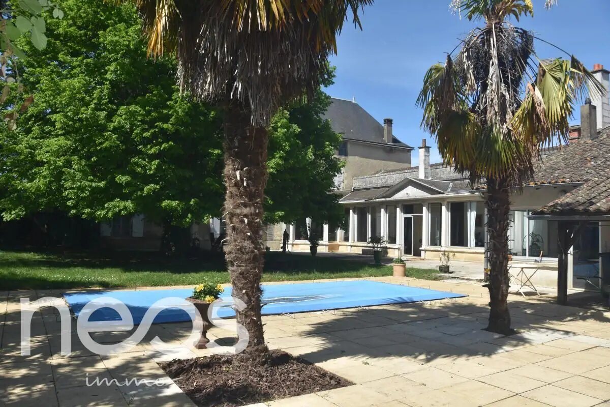 Maison à vendre, 454m², Lezay
