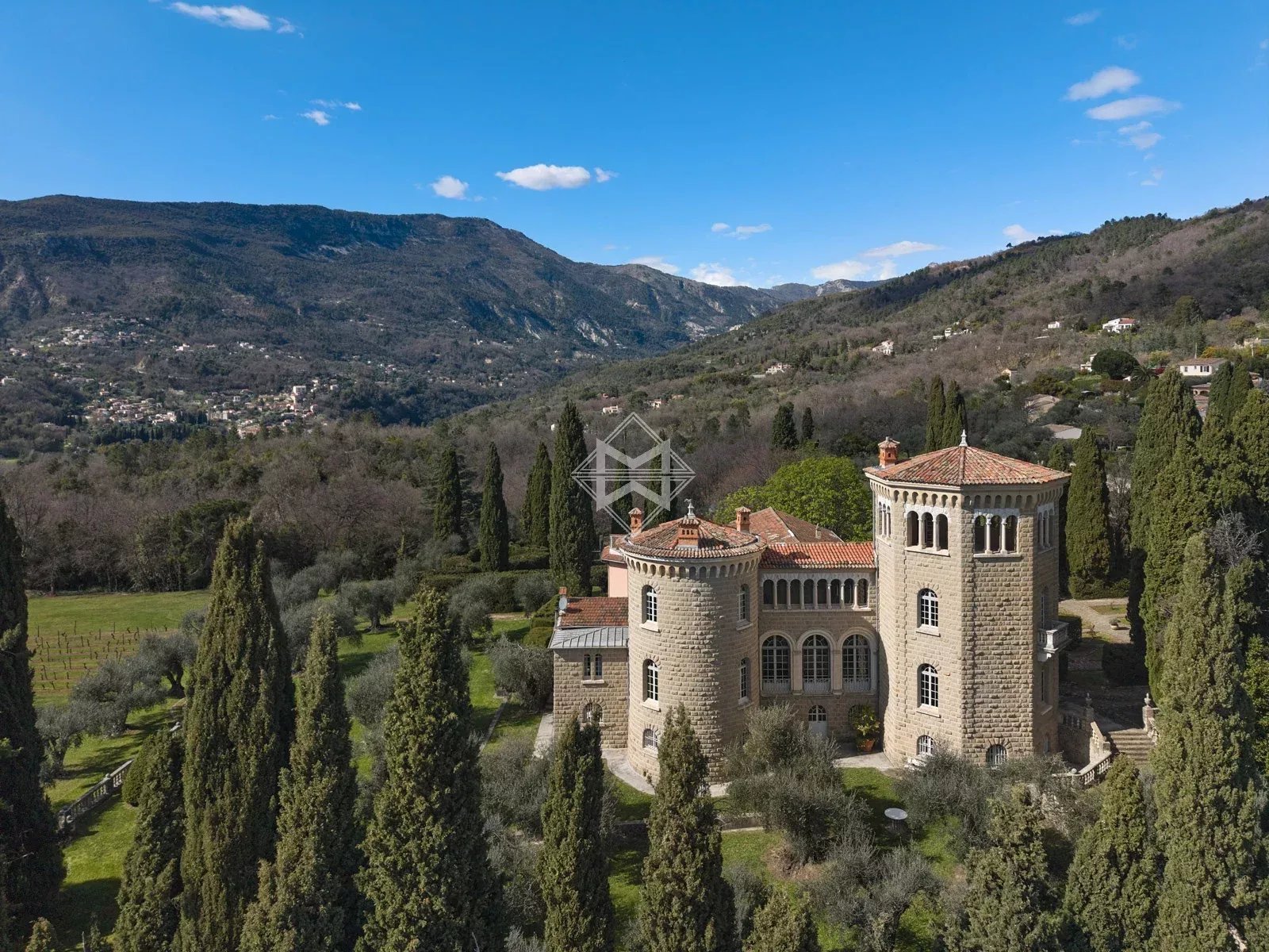 Maison à vendre, 600m², Contes