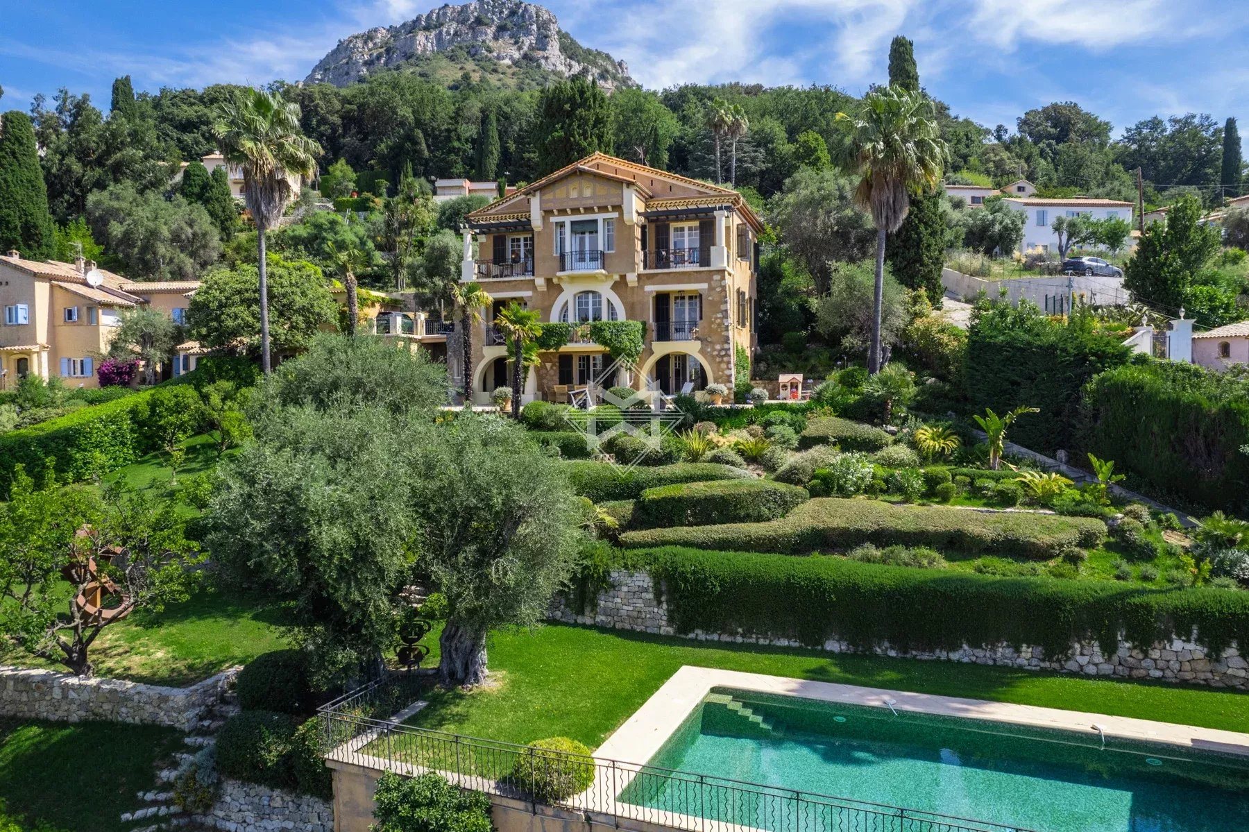 Maison à vendre, 321m², Vence