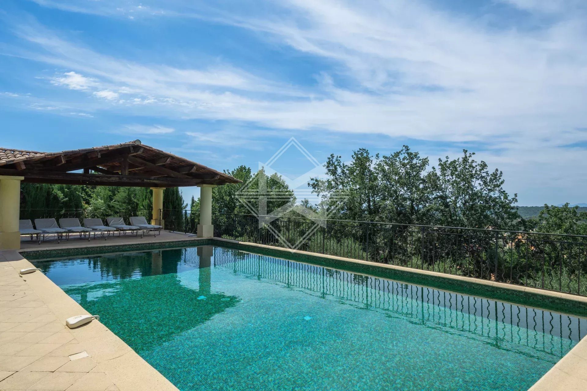 Maison à vendre, 321m², Vence