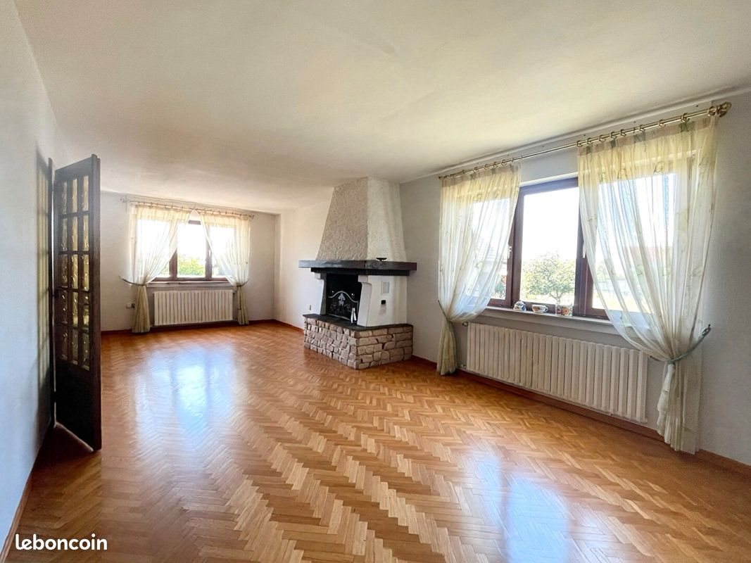 Maison à vendre, 151m², Bertrange