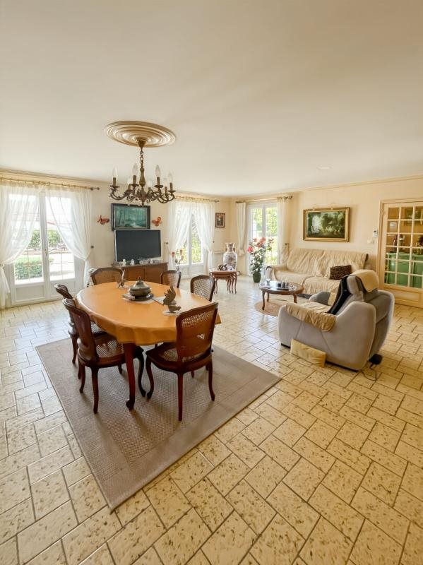 Maison à vendre, 117m², Ambrault