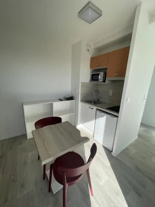 Appartement à louer, 35m², Rochefort