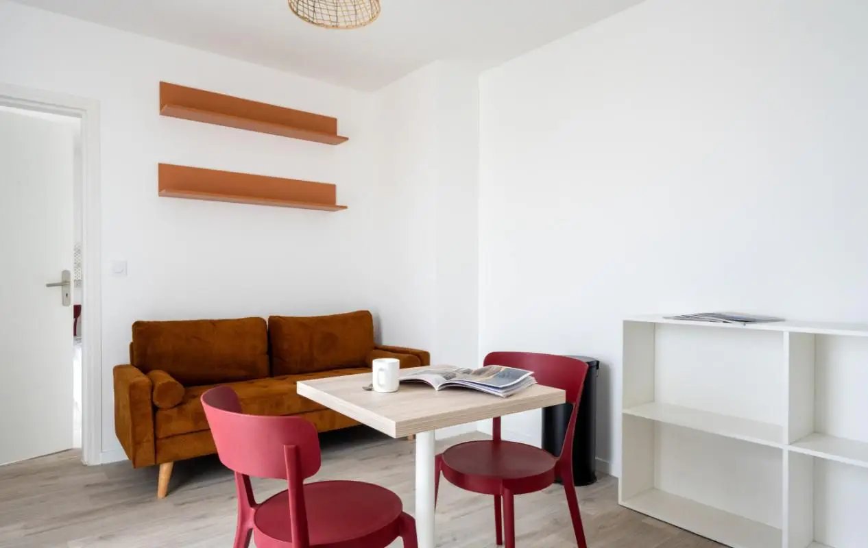 Appartement à louer, 35m², Rochefort