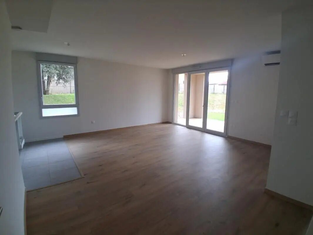 Appartement à louer, 64m², Eaunes