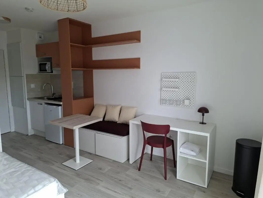 Appartement à louer, 22m², Rochefort