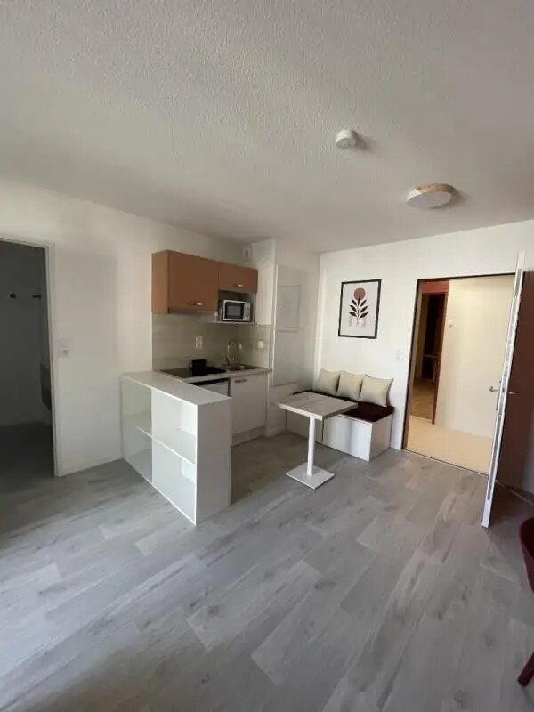Appartement à louer, 22m², Rochefort