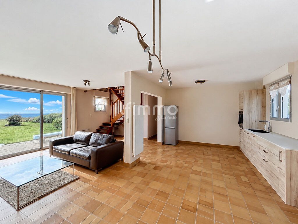 Maison à vendre, 130m², Plomodiern