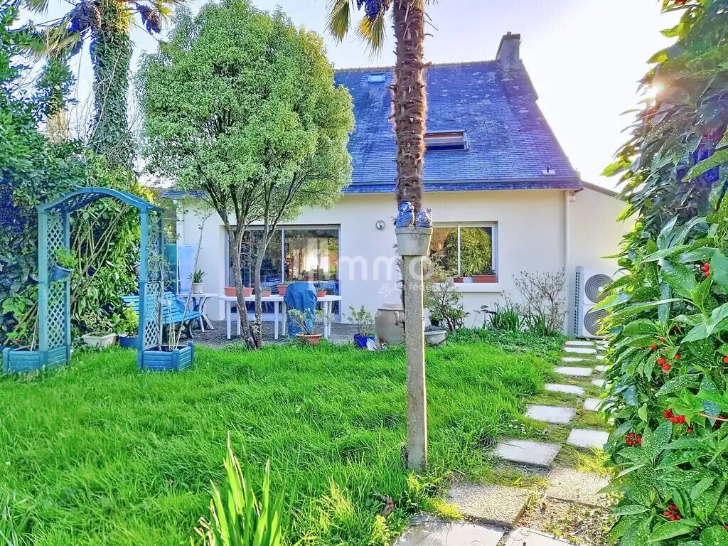 Maison à vendre, 117m², Dinéault