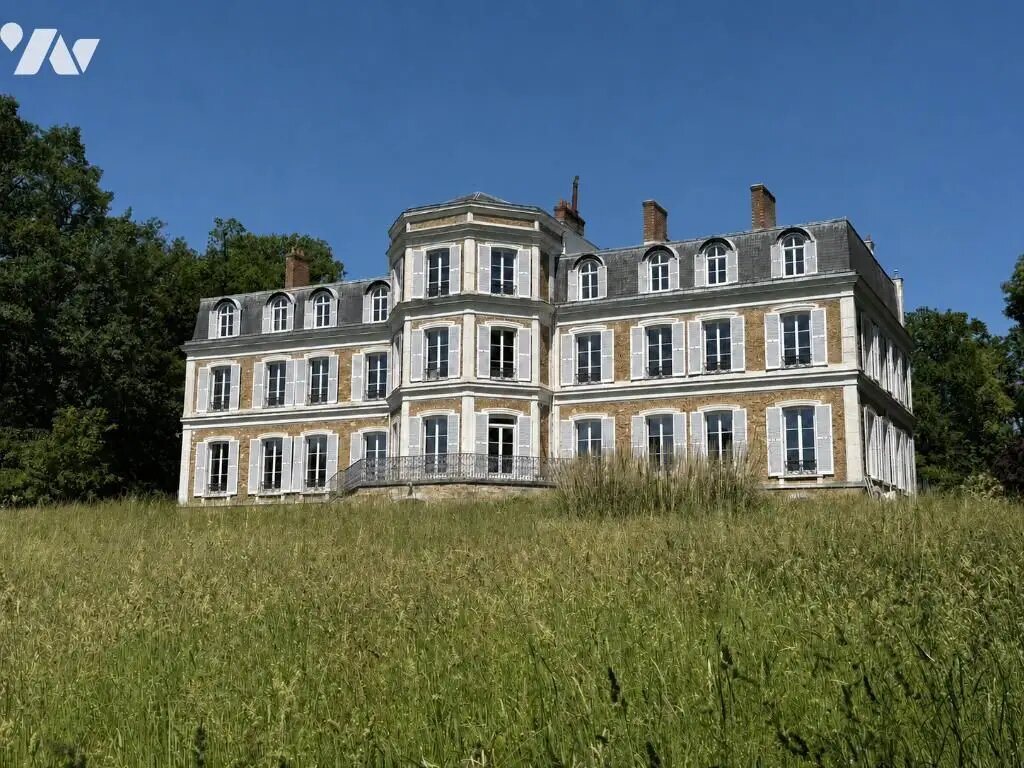 Maison à vendre, 1118m², Bruyères-le-Châtel