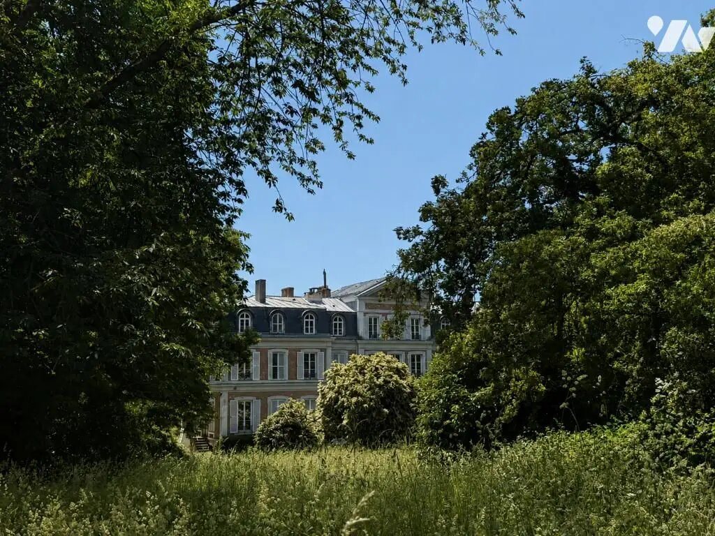 Maison à vendre, 1118m², Bruyères-le-Châtel