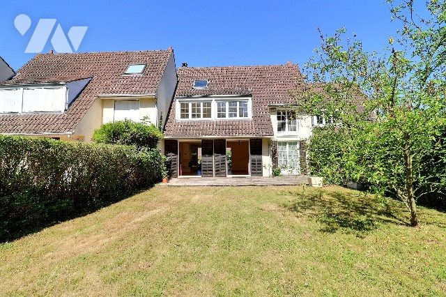 Maison à vendre, 201m², Breuillet