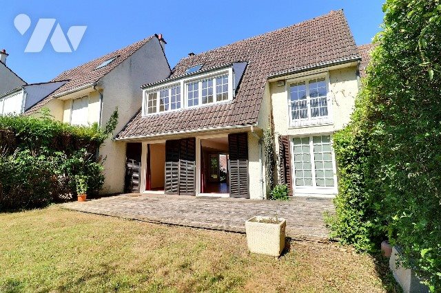 Maison à vendre, 201m², Breuillet