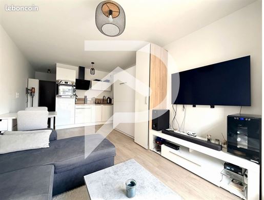Advert pic 0