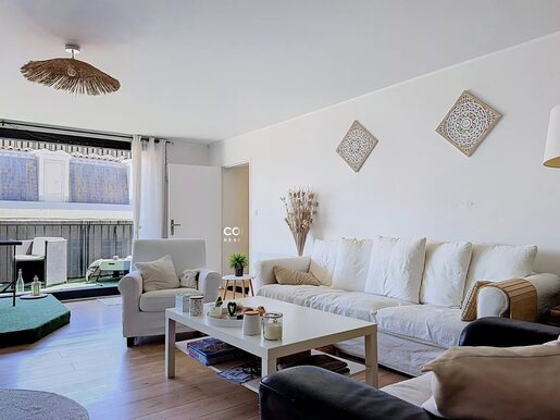 Appartement 6 pièces 190 m² · à Saintes · 190 m² · 295 000 €