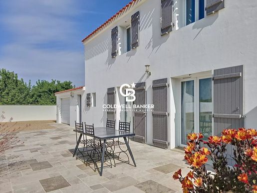 Maison 7 pièces 183 m² · à Puyravault · 183 m² · 483 000 €