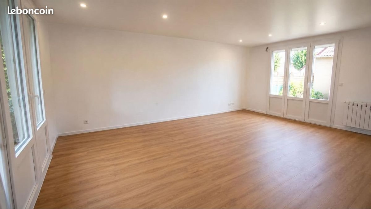 Maison à louer, 115m², Porcheville