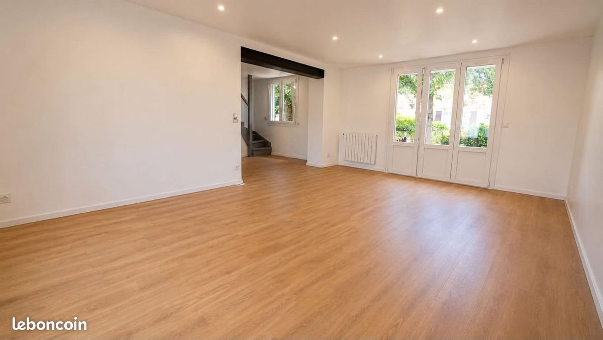 Maison à louer, 115m², Porcheville