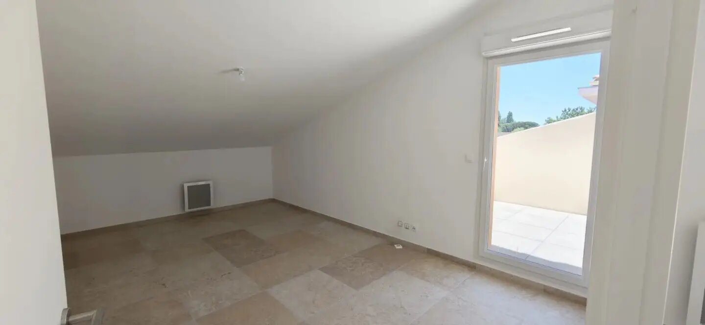 Appartement à louer, 53m², Cogolin