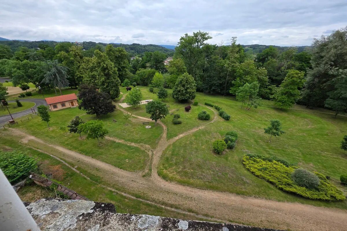 Maison à vendre, 324m², Courpière