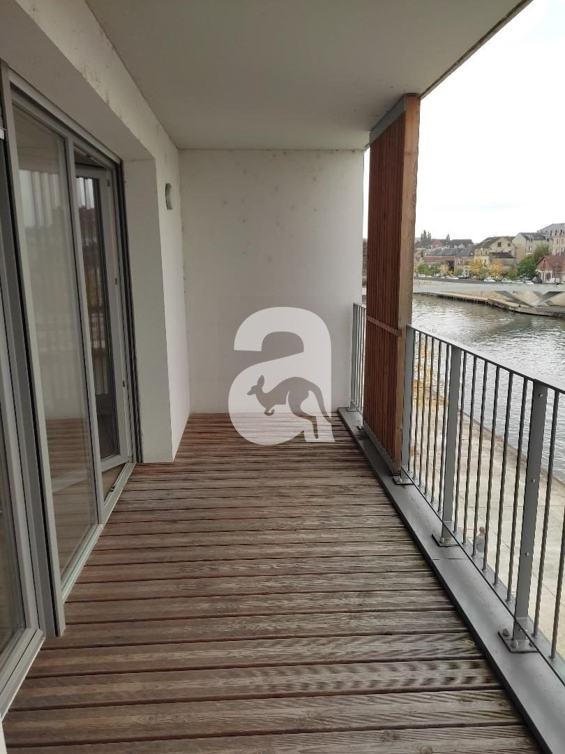 Appartement à louer, 88m², Soissons