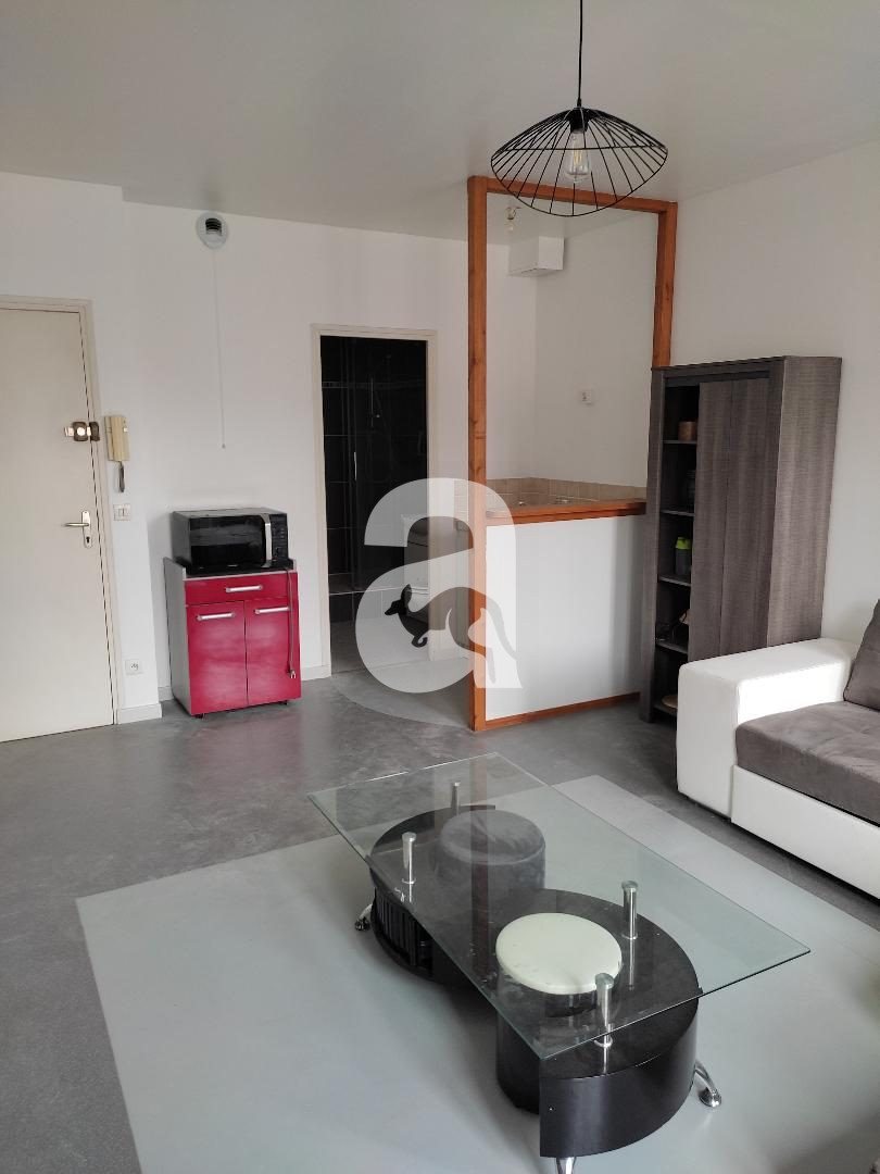 Appartement à louer, 26m², Soissons