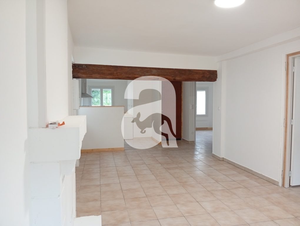 Appartement à louer, 96m², Neuilly-Saint-Front