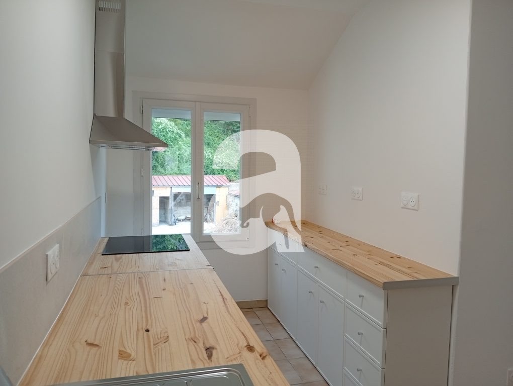 Appartement à louer, 96m², Neuilly-Saint-Front