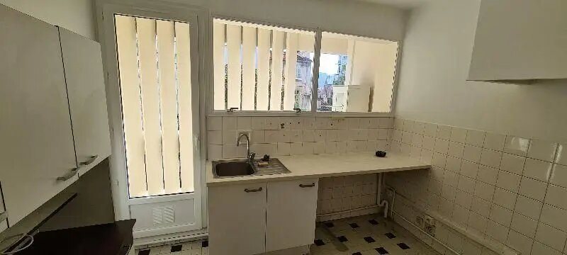 Appartement à louer, 49m², Marseille 8ème