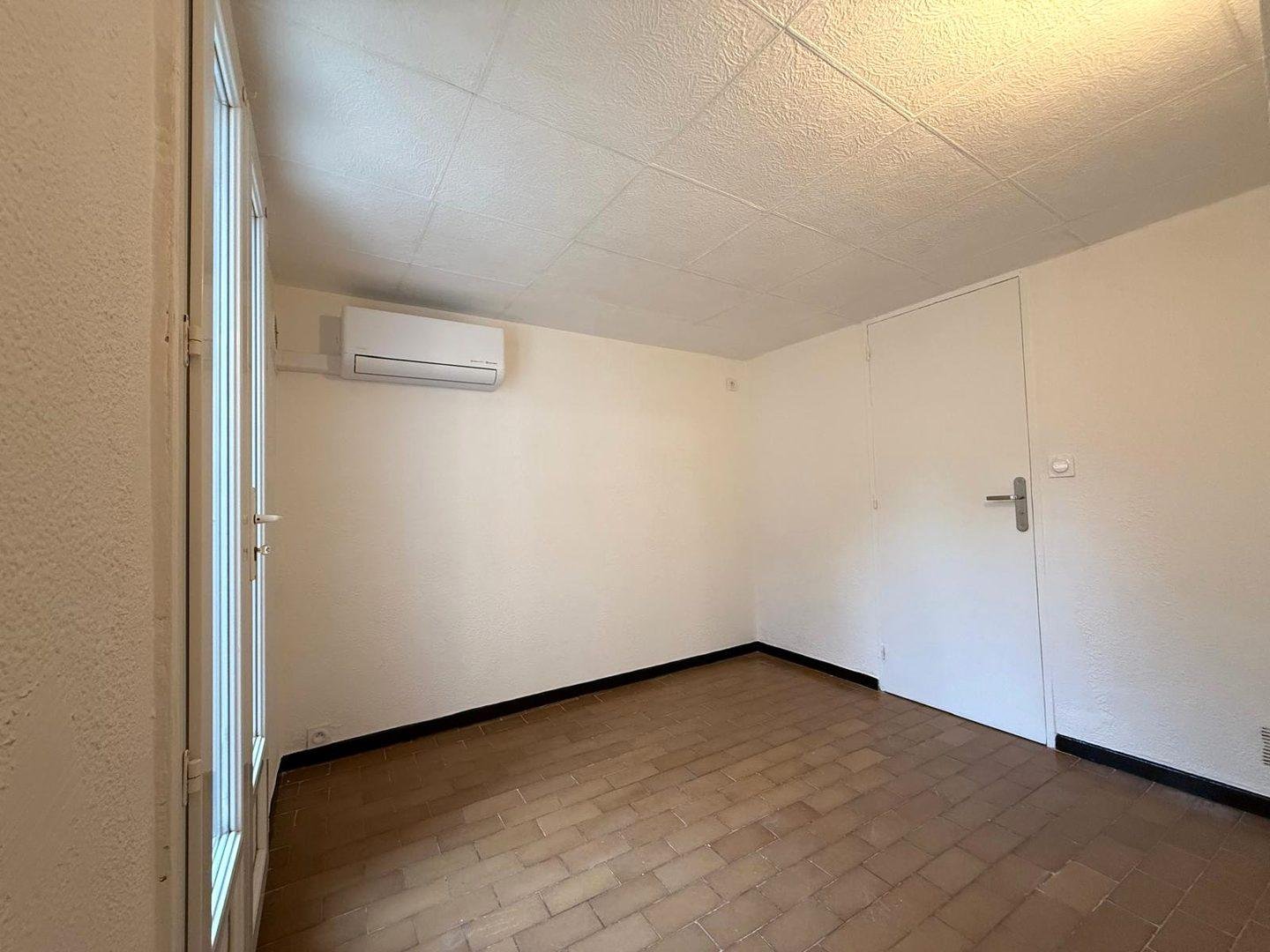 Appartement à louer, 35m², Marseille 16ème