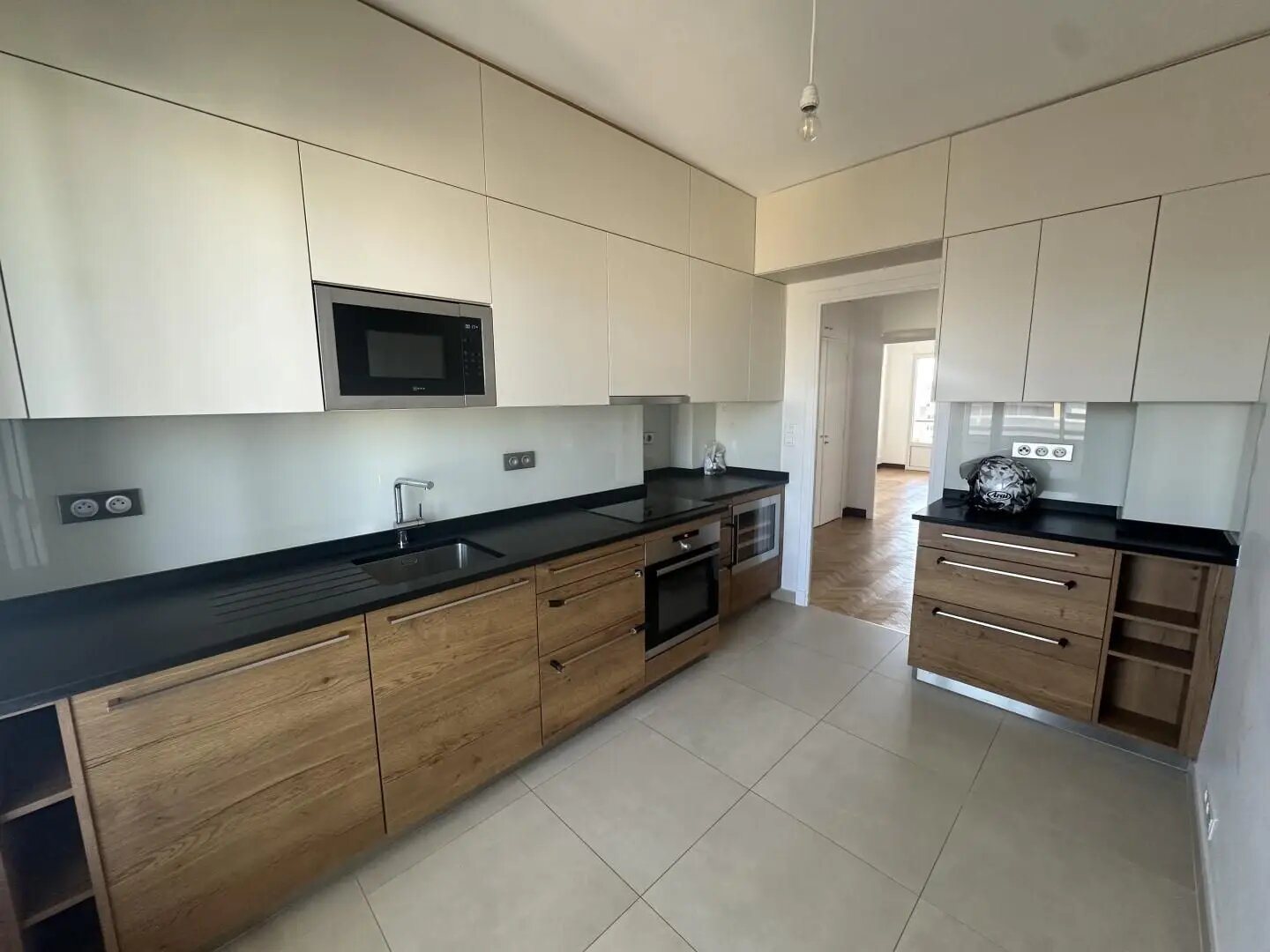 Appartement à louer, 72m², Marseille 8ème