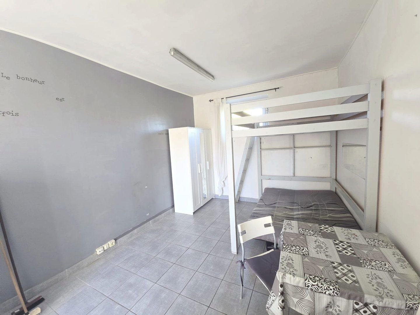 Appartement à louer, 21m², Marseille 12ème
