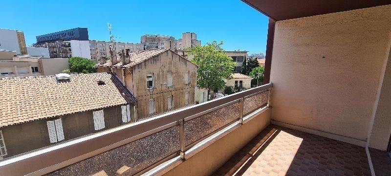 Appartement à louer, 29m², Marseille 5ème