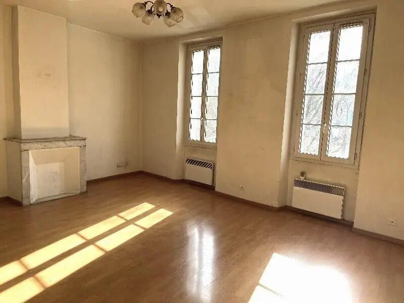 Appartement à louer, 84m², Auriol