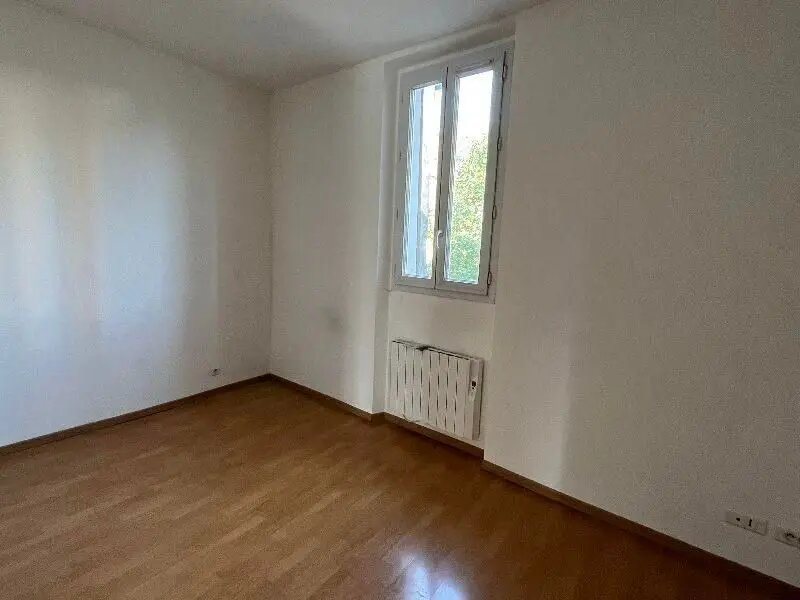 Appartement à louer, 84m², Auriol