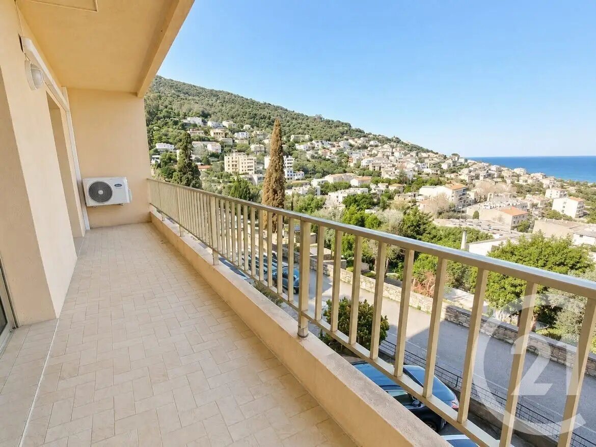 Appartement à vendre, 84m², San-Martino-di-Lota