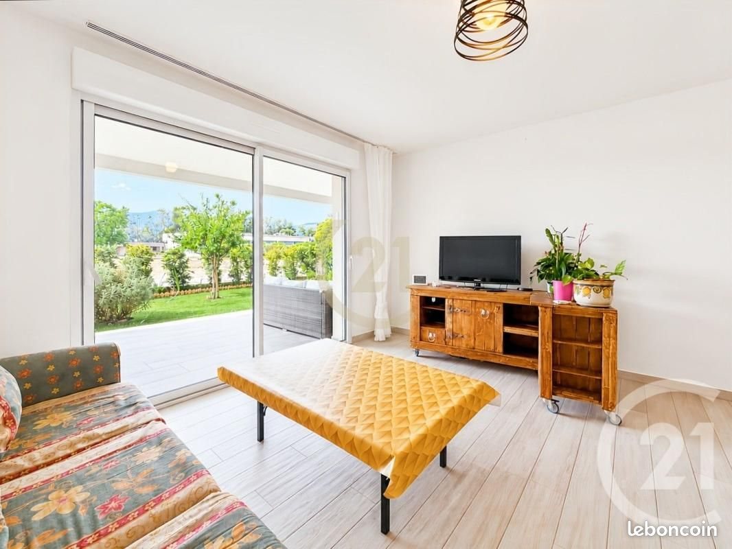 Appartement à louer, 61m², Lucciana