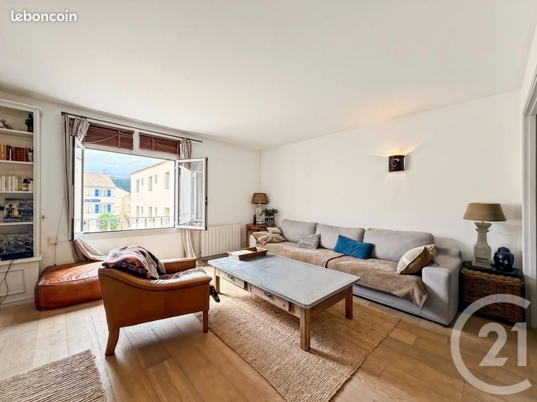 Appartement à vendre, 76m², Saint-Florent