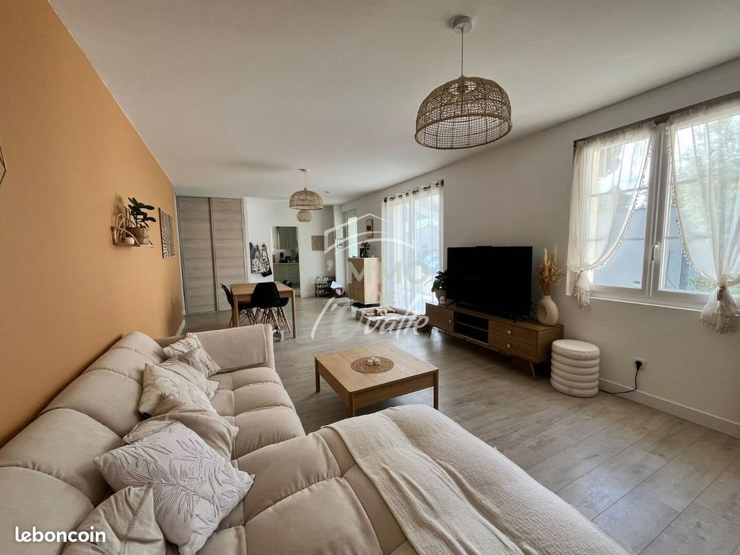 Maison à vendre, 130m², Larra