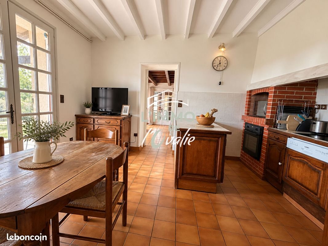 Maison à vendre, 231m², La Salvetat-Belmontet