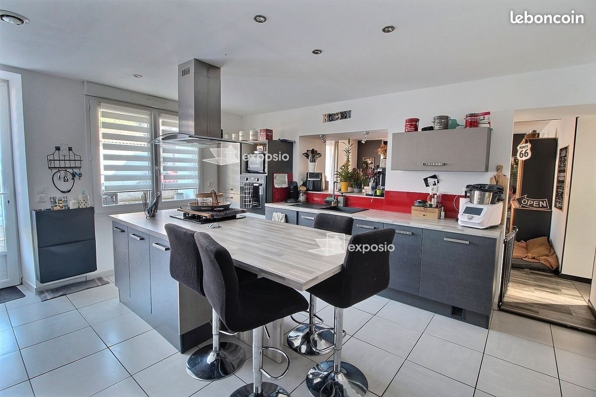 Maison à vendre, 193m², Chauray